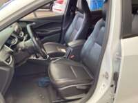 Chevrolet Onix 2023 4p LS L3/1.0/T Aut IMG_2499