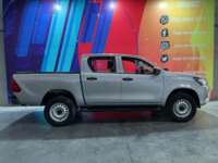 Toyota Hilux 2019 4p Doble Cabina Base L4/2.7 Man  2019 Toyota Hilux Venta Exteriores 8