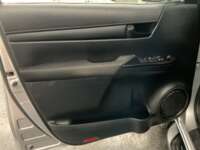 Toyota Hilux 2019 4p Doble Cabina Base L4/2.7 Man  2019 Toyota Hilux Venta Interiores 12