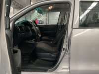 Toyota Hilux 2019 4p Doble Cabina Base L4/2.7 Man  2019 Toyota Hilux Venta Interiores 13