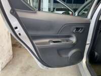 Toyota Prius 2018 5p C Híbrido L4/1.5 Aut 2018 Toyota Prius Venta Interiores 22