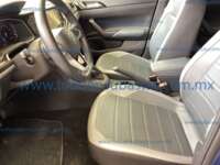 Volkswagen Nivus 2022 5p Highline L3/1.0/T Tiptronic 2022 Volkswagen Nivus Ingreso Interiores 1