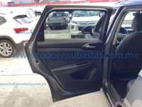 Volkswagen Taos 2022 5p Highline L4/1.4/T Tiptronic 2022 Volkswagen Taos Ingreso Interiores 18