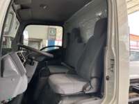 Isuzu ELF 300 2025 2p H L4/3.0/TDI Man 3.3 Ton RD 2025 Isuzu ELF 300 Venta Interiores 13
