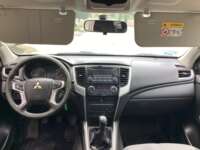 Mitsubishi L200 2021 4p Doble L4/2.5/T Diesel Man 4x4 2021 Mitsubishi L200 Venta Interiores 17