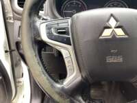 Mitsubishi L200 2021 4p Doble L4/2.5/T Diesel Man 4x4 2021 Mitsubishi L200 Venta Interiores 4