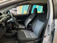 Toyota Prius 2019 5p C Hibrido L4/1.5/Aut 2019 Toyota Prius Venta Interiores 21