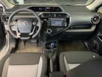 Toyota Prius 2018 5p C Híbrido L4/1.5 Aut 2018 Toyota Prius Venta Interiores 4