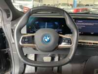 BMW iX1 2023 5p xDrive 40 EV 76.6 kwh 2023 BMW iX1 Venta Interiores 1