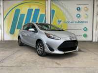 Toyota Prius 2020 5p C Híbrido L4/1.5 Aut  2020 Toyota Prius Venta Exteriores 3