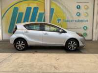 Toyota Prius 2020 5p C Híbrido L4/1.5 Aut  2020 Toyota Prius Venta Exteriores 4