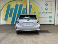 Toyota Prius 2020 5p C Híbrido L4/1.5 Aut  2020 Toyota Prius Venta Exteriores 6