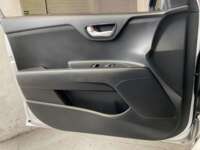 Kia Rio 2021 4p L L4/1.6 Aut  2021 Kia Rio Venta Interiores 15