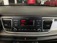 Kia Rio 2021 4p L L4/1.6 Aut  2021 Kia Rio Venta Interiores 8