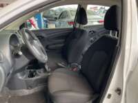 Nissan V-Drive 2021 4p L4/1.6 Man     2021 Nissan V-Drive Venta Interiores 14
