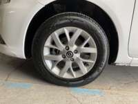 Nissan V-Drive 2021 4p L4/1.6 Man     2021 Nissan V-Drive Venta Llantas 1