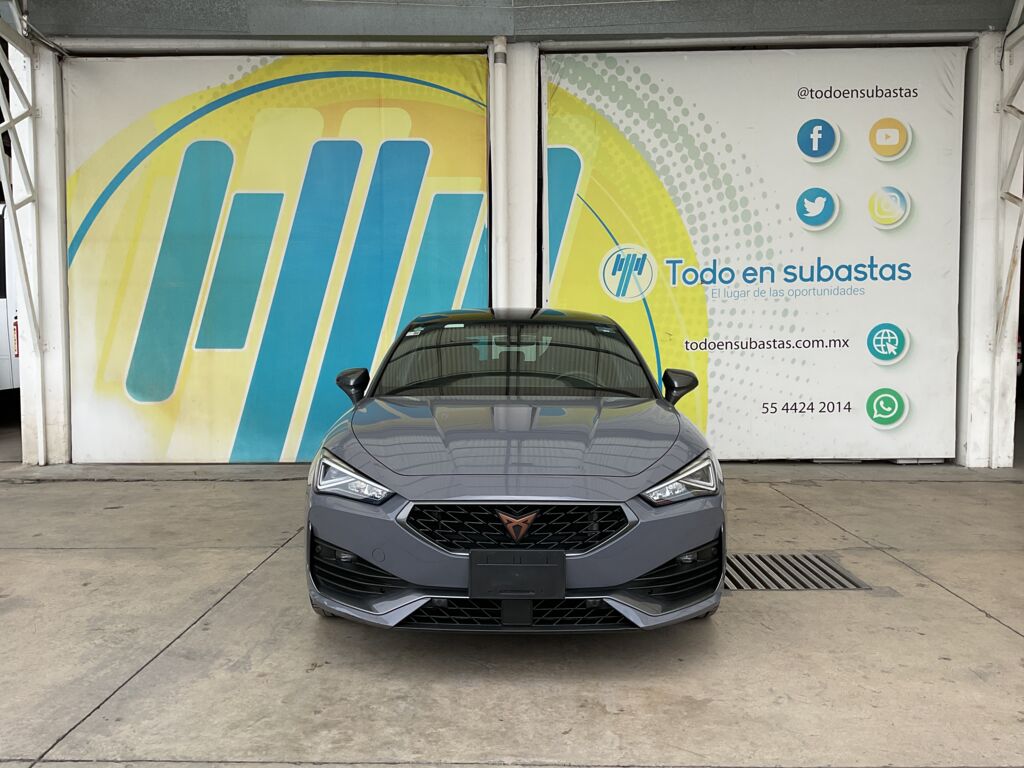 Cupra León  2023 5p L4/2.0/T/245 HP DSG 2023 Cupra León  Venta Exteriores 2