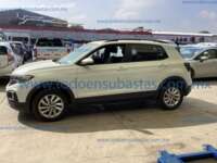 Volkswagen T-Cross 2024 5p Trendline L4/1.6 Tiptronic IMG_9616