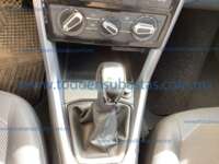 Volkswagen T-Cross 2024 5p Trendline L4/1.6 Tiptronic 2024 Volkswagen T-Cross Ingreso Interiores 12
