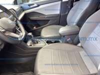 Volkswagen Taos 2022 5p Comfortline L4/1.4/T Tiptronic 2022 Volkswagen Taos Ingreso Interiores 1