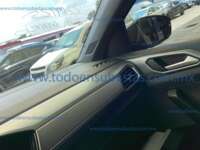 Volkswagen T-Cross 2021 5p Comfortline L4/1.6 Aut 2021 Volkswagen T-Cross Ingreso Interiores 19