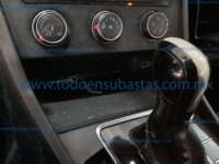 Volkswagen Jetta 2019 4p Trendline L4/1.4/T Tiptronic 2019 Volkswagen Jetta Ingreso Interiores 10
