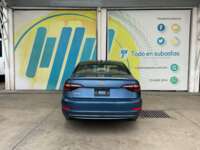 Volkswagen Jetta 2019 4p Trendline L4/1.4/T Tiptronic 2019 Volkswagen Jetta Venta Exteriores 6