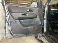 Volkswagen Amarok 2023 4p Highline L4/2.0/TDI Aut 4Motion 2023 Volkswagen Amarok Ingreso Interiores 15