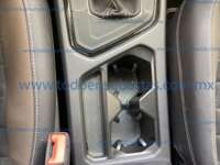Volkswagen Taos 2024 5p Highline L4/1.4/T Tiptronic 2024 Volkswagen Taos Ingreso Interiores 16
