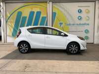 Toyota Prius 2019 5p C Hibrido L4/1.5/Aut 2019 Toyota Prius Venta Exteriores 4