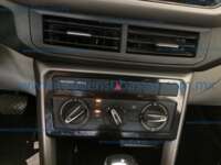 Volkswagen Taigun 2024 5p Trendline L3/1.0/T Tiptronic 2024 Volkswagen Taigun Ingreso Interiores 7