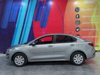 Kia Rio 2021 4p Sedán L L4/1.6 Man  2021 Kia Rio Venta Exteriores 4