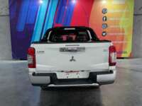 Mitsibitshi L200 2021 4p Doble L4/2.5/T Diesel Man 4x4 2021 Mitsubishi L200 Venta Exteriores 6
