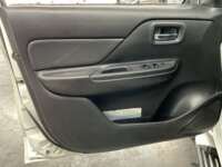 Mitsibitshi L200 2021 4p Doble L4/2.5/T Diesel Man 4x4 2021 Mitsubishi L200 Venta Interiores 14