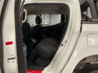 Mitsibitshi L200 2021 4p Doble L4/2.5/T Diesel Man 4x4 2021 Mitsubishi L200 Venta Interiores 17