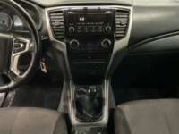 Mitsibitshi L200 2021 4p Doble L4/2.5/T Diesel Man 4x4 2021 Mitsubishi L200 Venta Interiores 4
