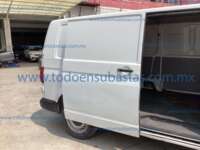 Volkswagen Transporter 2019 4p Cargo L4/2.0/TDI Man Banca A/A 2019 Volkswagen Transporter Ingreso Interiores 14