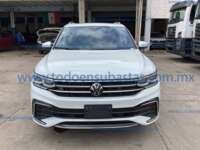 Volkswagen Tiguan 2024 5p R-Line L4/2.0/T DSG 4 Motion IMG_9895