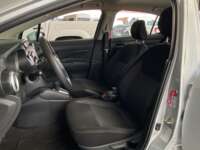 Nissan Versa 2020 4p Sense L4/1.6 Aut 2020 Nissan Versa Venta Interiores 18