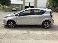 Toyota Prius 2019 5p C Hibrido L4/1.5/Aut 2019 Toyota Prius Venta Exteriores 8