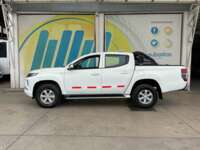 Mitsubishi L200 2021 4p Doble L4/2.5/T Diesel Man 4x4 2021 Mitsubishi L200 Venta Exteriores 8