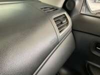 Mitsubishi L200 2021 4p Doble L4/2.5/T Diesel Man 4x4 2021 Mitsubishi L200 Venta Interiores 13