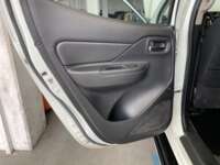Mitsubishi L200 2021 4p Doble L4/2.5/T Diesel Man 4x4 2021 Mitsubishi L200 Venta Interiores 17