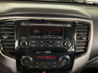 Mitsubishi L200 2021 4p Doble L4/2.5/T Diesel Man 4x4 2021 Mitsubishi L200 Venta Interiores 8