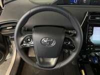 Toyota Prius 2021 5p Premium SR Híbrido L4/1.8 ECT-i 2021 Toyota Prius Venta Interiores 1