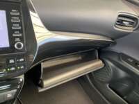 Toyota Prius 2021 5p Premium SR Híbrido L4/1.8 ECT-i 2021 Toyota Prius Venta Interiores 19