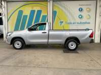 Toyota Hilux 2019 2p Cabina Sencilla L4/2.7 Man 2019 Toyota Hilux Venta Exteriores 8