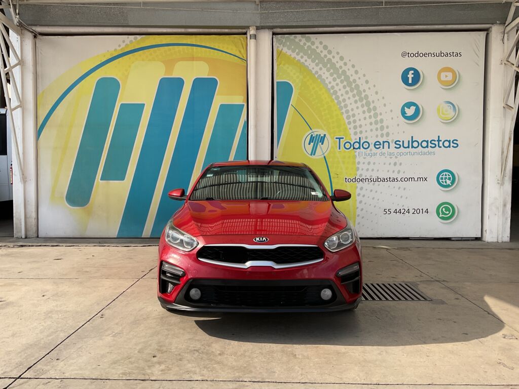 Kia Forte 2021 4p Sedán L L4/1.6 Man  2021 Kia Forte Venta Exteriores 2