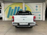 Mitsubishi L200 2021 4p Doble L4/2.5/T Diesel Man 4x4 2021 Mitsubishi L200 Venta Exteriores 6