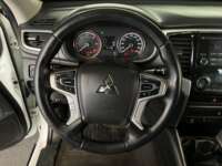 Mitsubishi L200 2021 4p Doble L4/2.5/T Diesel Man 4x4 2021 Mitsubishi L200 Venta Interiores 1